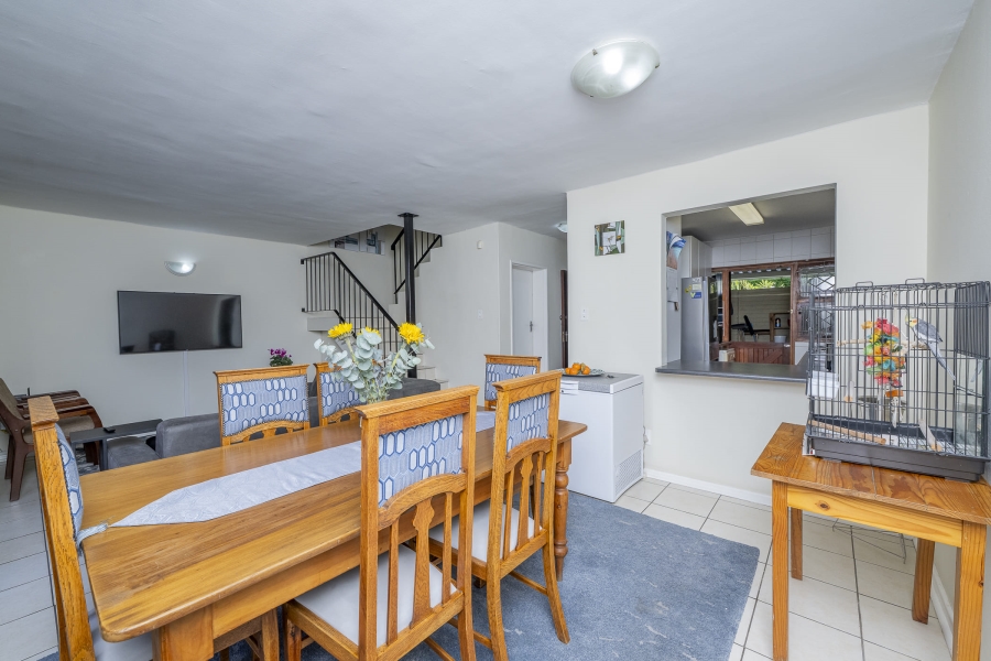 3 Bedroom Property for Sale in La Rochelle Western Cape
